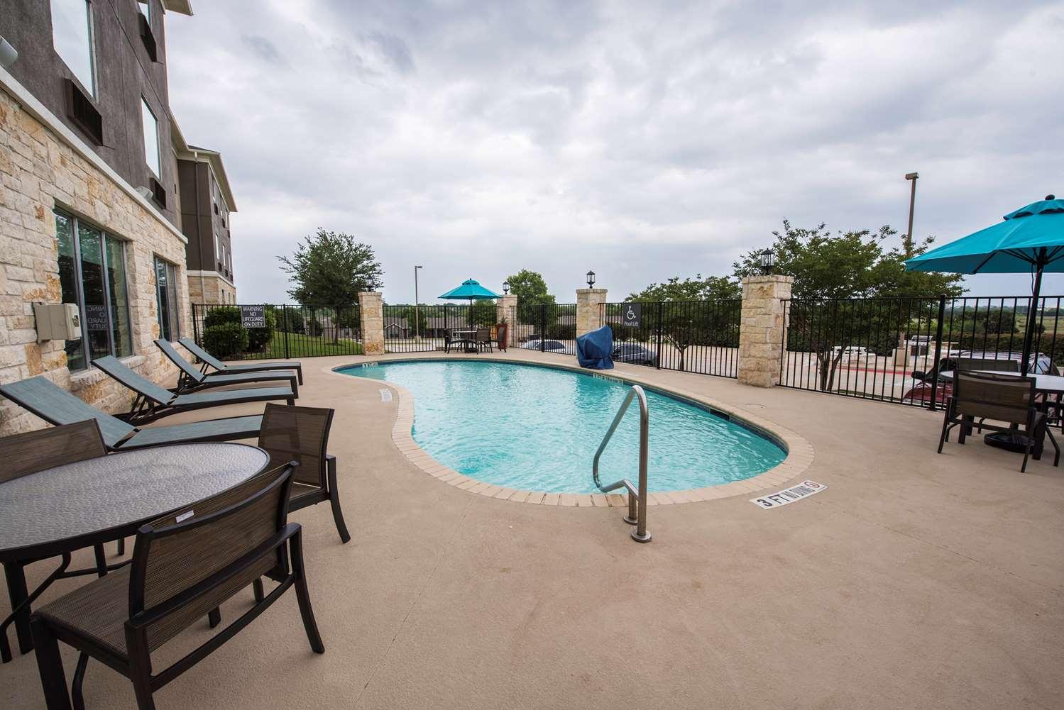 Best Western Plus Killeen - Fort Cavazos Hotel & Suites Bagian luar foto