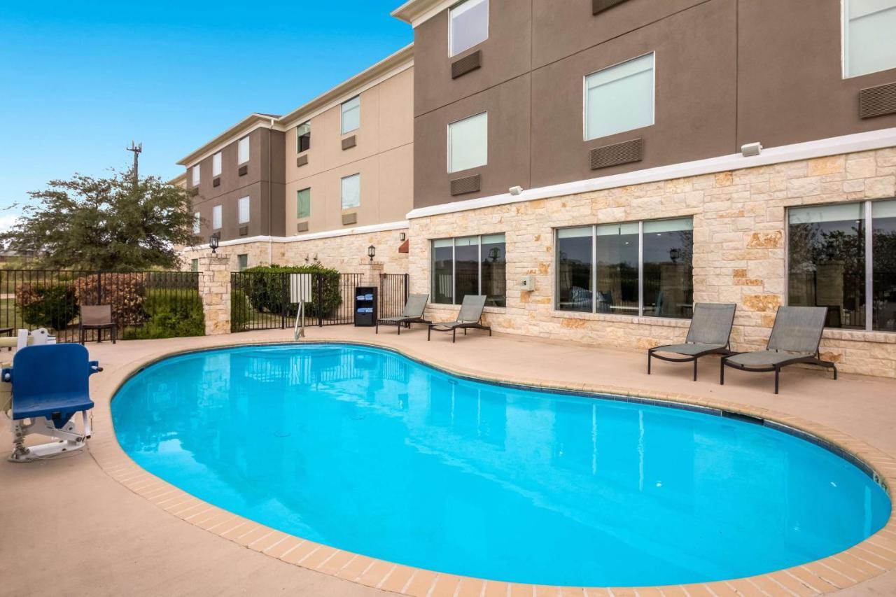 Best Western Plus Killeen - Fort Cavazos Hotel & Suites Bagian luar foto